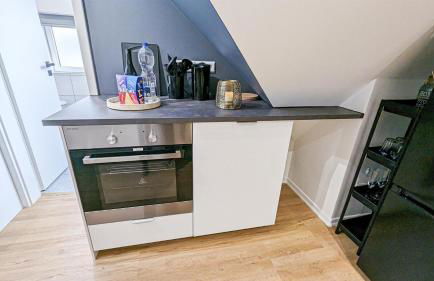 ALFA Stuttgart 3BR 5 Beds Netflix INET EBK Wasen Apartment nahe Daimler l Bathroom l Kitchen l WIFI & SmartTV l 3 Zimmer 5 Betten l Küche l Duschbad - Foto 10