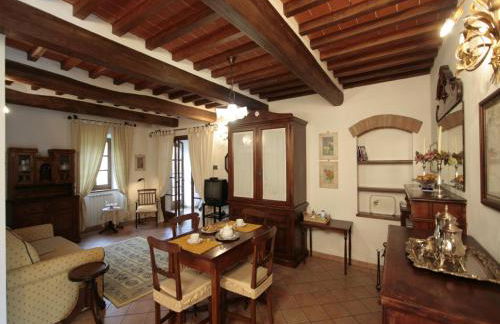 Luxurious, cozy apartment with pool near Cortona in Tuscany versatile - Foto 17