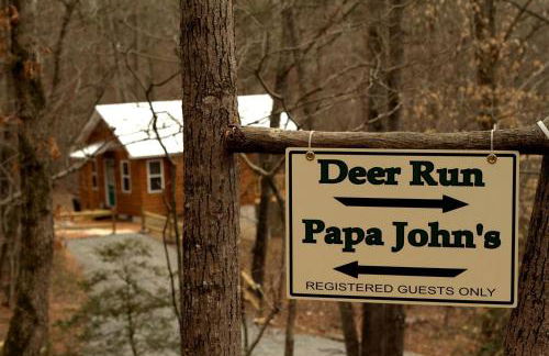 Luxury Cabin Rental with Beautiful Water Views near Charlotte, North Carolina - Foto 1