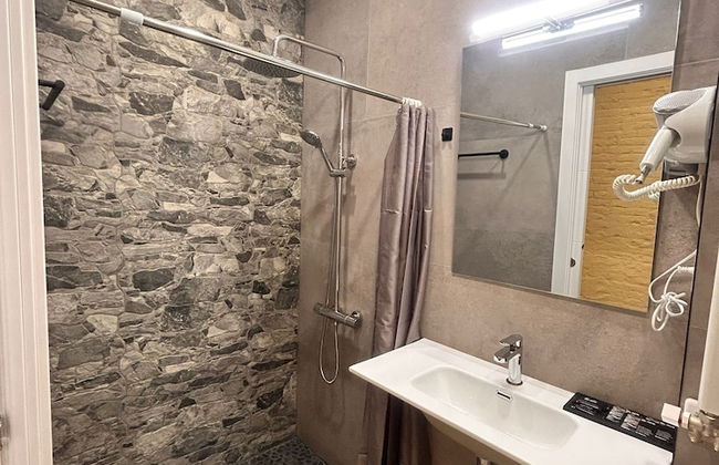 APARTAMENTOS APARTACO - Photo 40