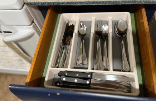 HotTub, King & PoolTable~East Wichita - Foto 13