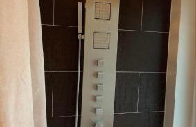 Ganzes Haus nahe Messe und nur 15 Min Zentrum-Hannover - including parking - WLAN - komplett ausgestattet - 3 Schlafräume - Whole Guest House near Fair - and only 15 Min Centre of Hannover - 3 bed rooms - highWLAN - with working places - garden - Foto 14