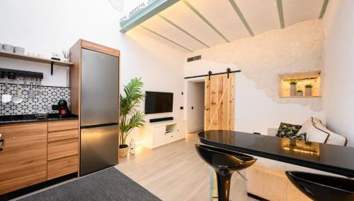 Casa Gala by Asola Property - Photo 3, stove