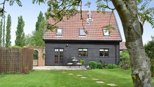 The Old Stables - Photo 2