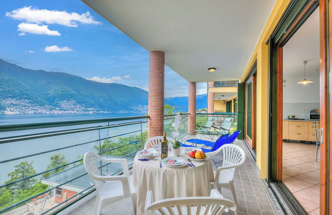 Va Pensiero sul lago Stunning View - Photo 21