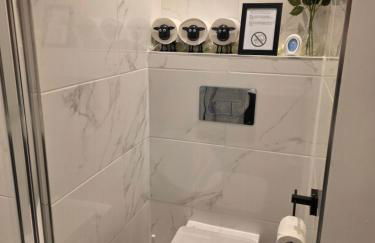 Solihull 10 mins to NEC and Airport Free Parking - Foto 18