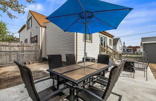 Spacious 3 Bedroom - Sleeps 8 - Central Location - Foto 3