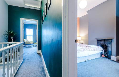 Spacious Modern Chester Home - Great Location - Photo 39