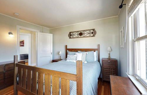 Belltown Retreat - Photo 23