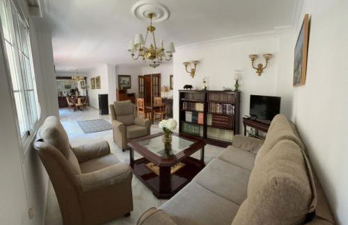 Amplio piso céntrico - Foto 1