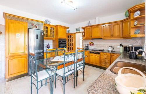 Casa Bella Vista - Fantastic spacious villa with beautiful views views of the Algarvian mountains, Monchique - Foto 6