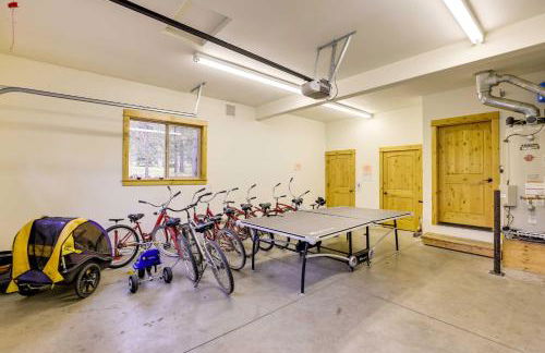 Indoor Entertainment Forested Sunriver Retreat! - Foto 37