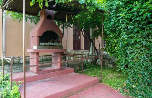 Sunset holiday home with pool and large, mature garden - Foto 26