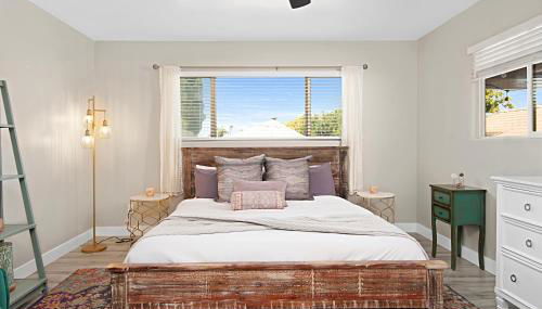 The Gathering Place - Guest Favorite with Huge Yard - Foto 5