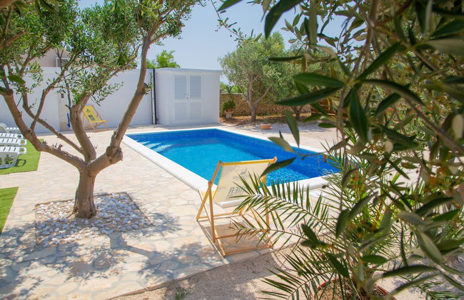 Villa Tina with Private Pool - Foto 13