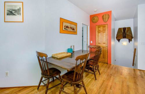 Jacobia Lakefront Retreat - Photo 7