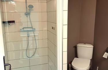 TERRE d'HISTOIRE - Baignade - Canoë - Piste cyclable à 100 m - Foto 15