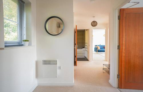 Stylish Apartment with Private Parking - Foto 4