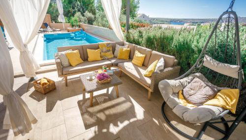 Villa NONO Jure - Private Pool & Jacuzzi, Milna Brač - Foto 2