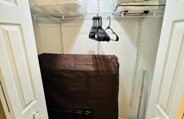 Golden Hour Getaway - Photo 38