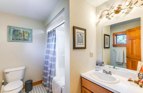 Chic Addison Home with Fire Pit on 8 Private Acres! - Photo 20