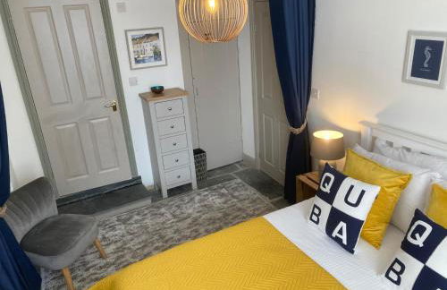 FROM BBC1s BEYOND PARADISE - - Prospect House - - 17th Century Character COTTAGE - - CONNECTING APARTMENTS - - Kids Bunk Room - - Free Public Parking - Foto 29