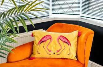 Spacious 6BR - City Hub & Parking - Sleeps 13 - Photo 15