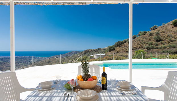 Las Vistas - Photo 2, Terrace