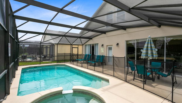 Tropical and peaceful, this 5 bed with Pool & Spa - Foto 2, Habitación