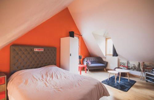 Grande maison de caractère à quelques mètres Circuit - Photo 9