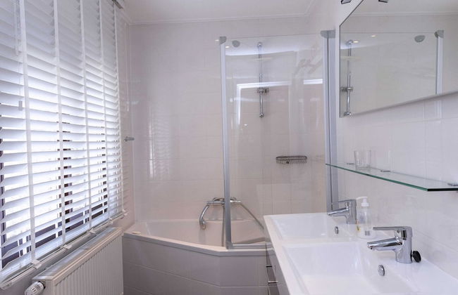 Cosy Chalet in Odeigne with Hot Tub - Photo 22