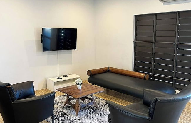 Garden Apartment - Photo 11