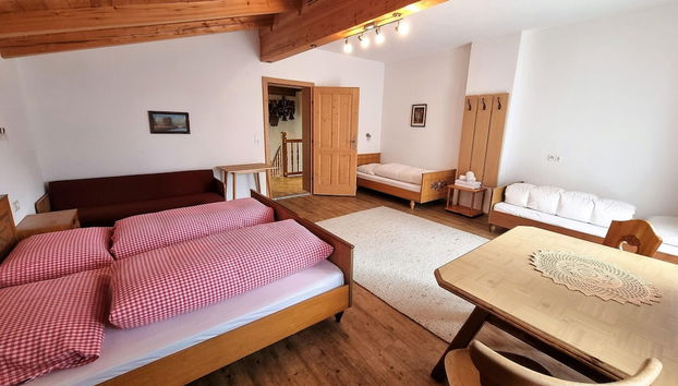 Holiday Home in Finkenberg With Terrace - Foto 3, Habitación