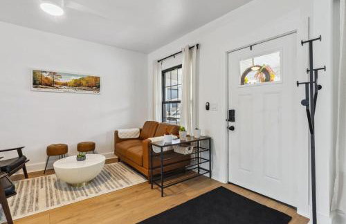 Luxury Olivewood Oasis - 13 mins to Cleveland - Foto 3