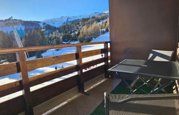 LA PETITE LUGE studio sur les pistes, WiFi centre station Super-Besse - Foto 4