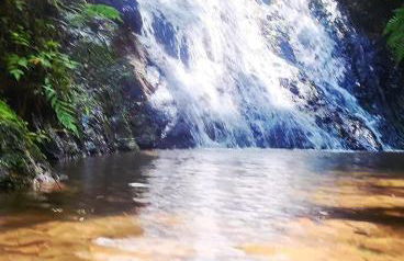 Linda Cabana com Vista Incrível nas Montanhas com Trilha, Cachoeira e Alexa - Photo 31