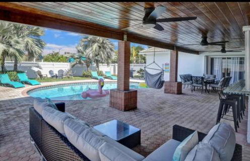 Modern 4 Bedroom -Kosher - Heated Pool - Game Room - Foto 3