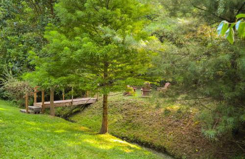 Campton Cottage with Hot Tub, Near Hiking and Climbing - Foto 23