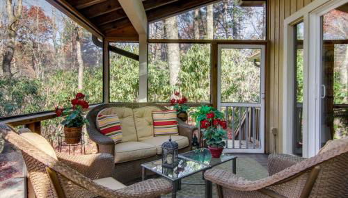 Peaceful Sapphire Cabin with Mountain Views - Foto 4