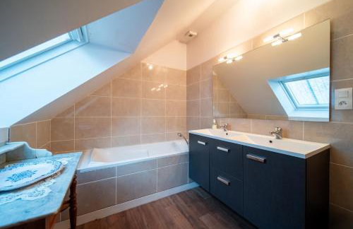 Les calèches de l'Hôtel de Beaumont - Foto 17