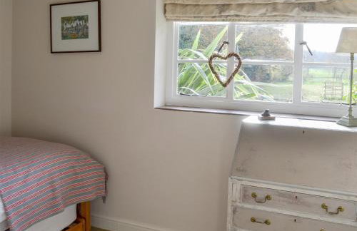 Brookside Cottage - Photo 13