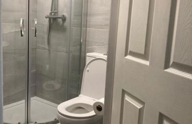 Studio Flat in Walsall with Option of Large Garden for Events - Foto 5