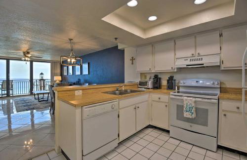 Beachfront Resort Condo with Panoramic Ocean Views! - Foto 11