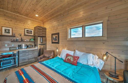 Ennis Lake Studio w/ Kayak, Pool & Fire Pit! - Foto 8