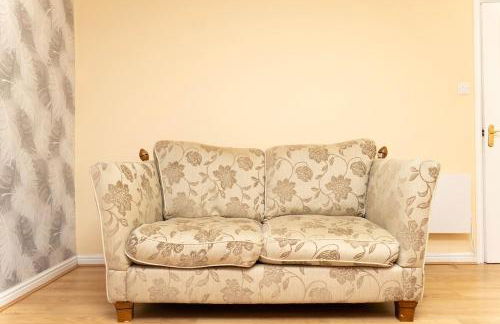 2 bed flat near Livingston North Station - Foto 22