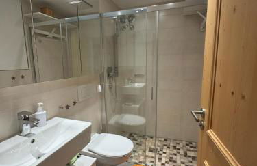 Gemütliche Wohnung mit Bergblick und Terrasse - Photo 10