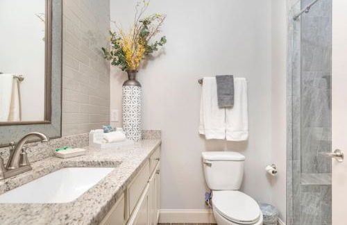 Elegant Cades Cove Condo with Community Pool - Foto 16