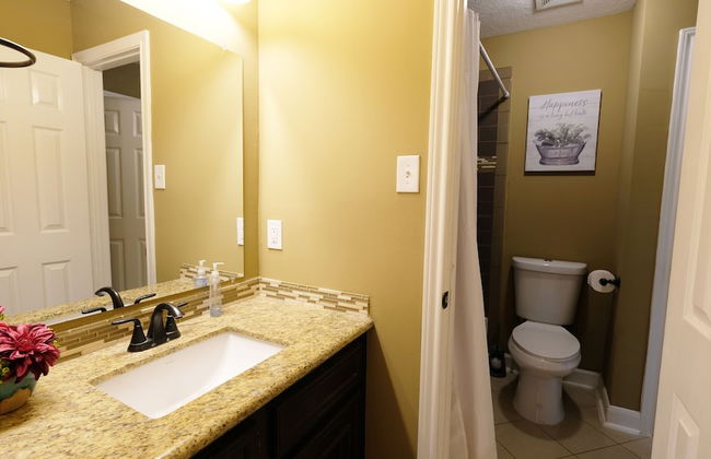 5Bdrm 3.5Bath 12Beds - HOME BIG AS TEXAS - Foto 36