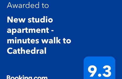 New studio apartment - minutes walk to Cathedral - Foto 6