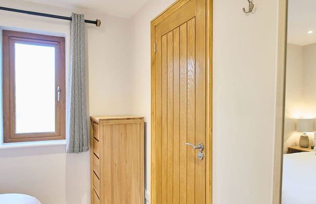 Host Stay Oak Barn - Photo 14